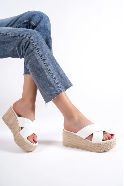 JET-MIX Dolgu Topuklu Ortopedik Taban Hasır Görünümlü Kadın Terlik CKT - Beyaz - Resim 2