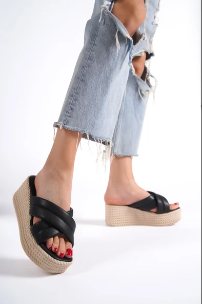 JET-MIX Dolgu Topuklu Ortopedik Taban Hasır Görünümlü Kadın Terlik CKT - Siyah - Resim 3