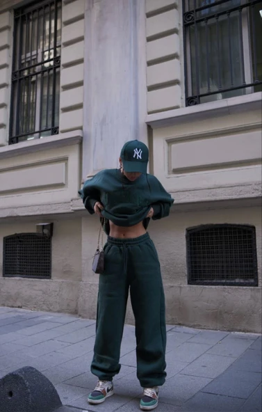 Bisiklet Yaka Nakış İşlemeli Üç İplik Sweat Takım - Yeşil - Resim 2