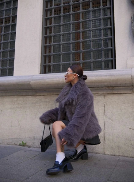 Salaş Sakallı Yumuşak Dokulu Yakalı Cepli Suni Kürk - Füme ürün görseli