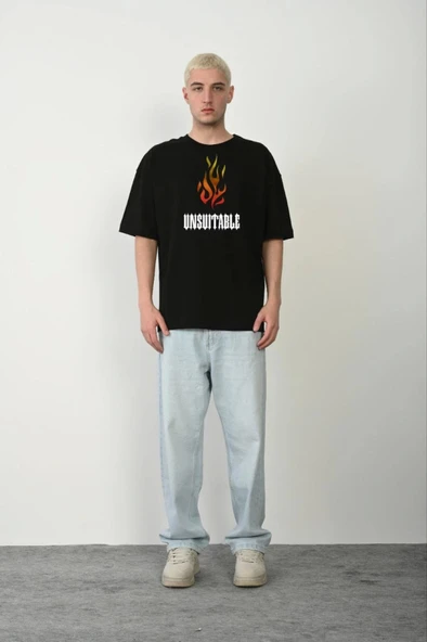 Unisex Bisiklet Yaka Baskılı Oversize T-Shirt - Siyah ürün görseli