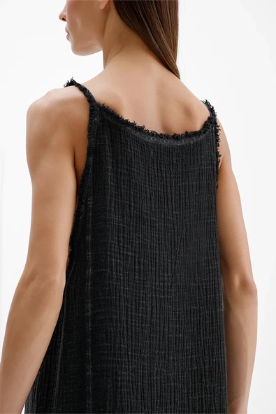 İki Kız Crinkle Siyah Yırtmaçlı Elbise Siyah - 6