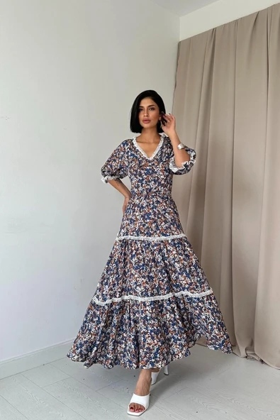 Desenli Sırtı Dekolteli Brode Elbise ürün görseli