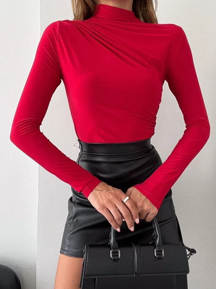 Kadın Uzun Kollu Omuz Büzgü Detay Vanezia Kumaş Bluz - Resim 6