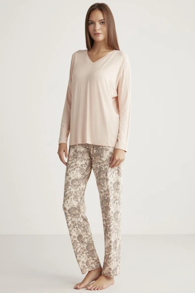 Alin 322 Yumuşak Doku Uzun Kol Kadın Pijama Takımı PUDRA ürün görseli 1