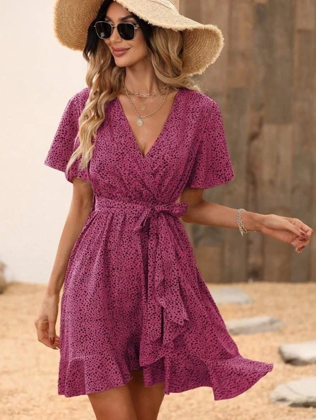 Kadın Kısa Kelebek Kollu Kruvaze Yakalı Belden Kuşaklı Kısa Desenli Süprem Elbise - Resim 5