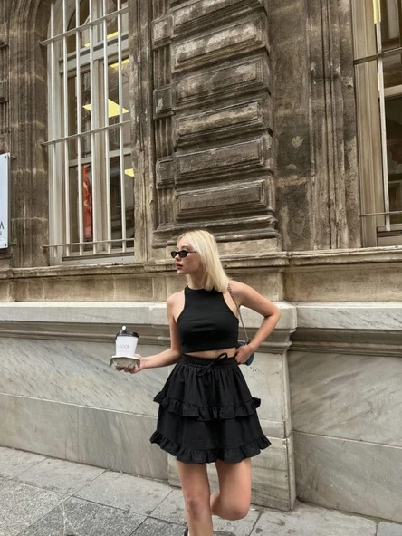 BEL LASTİKLİ KAT FIRFIR DETAYLI KISA ETEK - Siyah ürün görseli