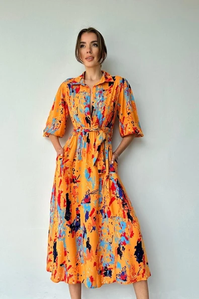 Oranj Çiçek Desenli Kemerli Elbise ürün görseli