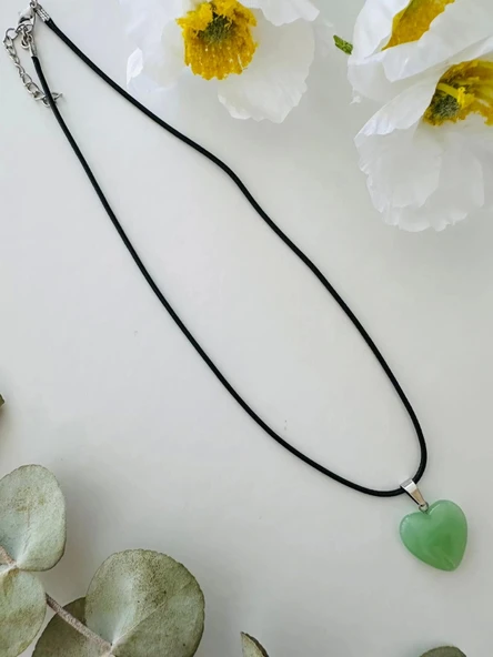 Yeşil Kolye – Siyah İpli El Yapımı Tasarım ürün görseli