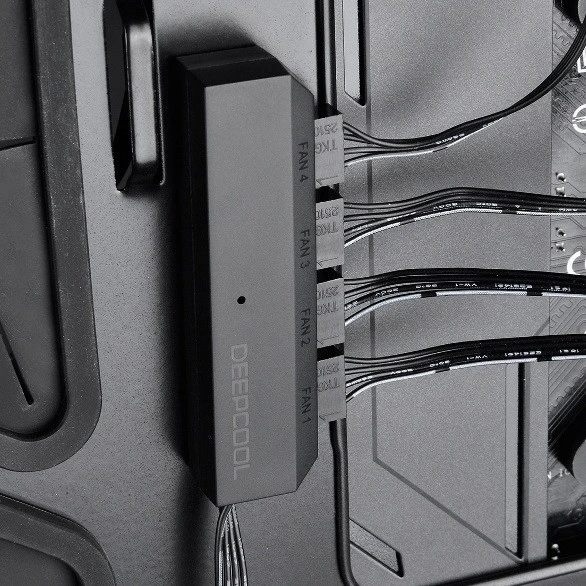 DEEPCOOL FH 04 Dört portlu fan çoklayıcı - Resim 4