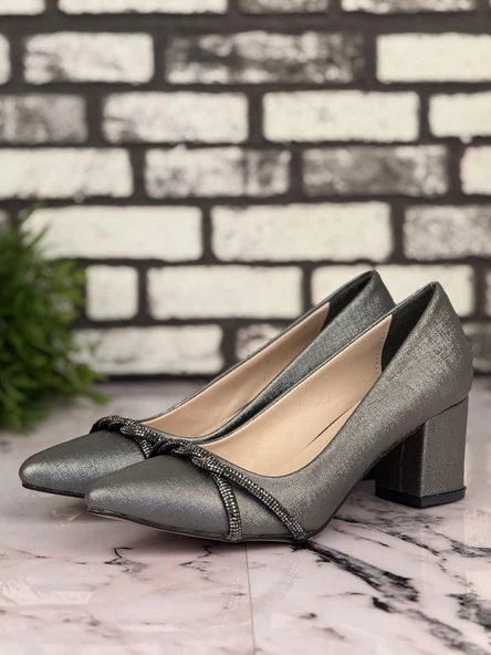 Ghattix B17 Stiletto Topuklu Zarif Şık Kadın Ayakkabı - Resim 2