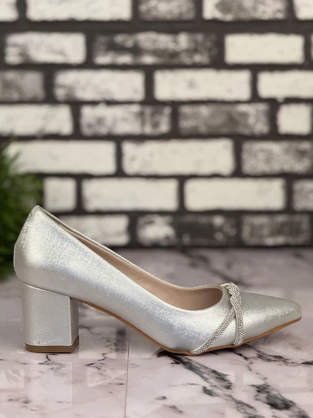 Ghattix B17 Stiletto Topuklu Zarif Şık Kadın Ayakkabı - Resim 5