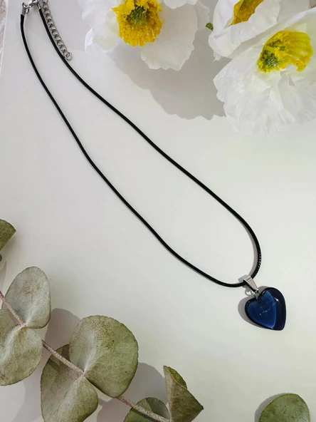 Lacivert Kalpli Kolye – Siyah İpli El Yapımı Tasarım ürün görseli 1