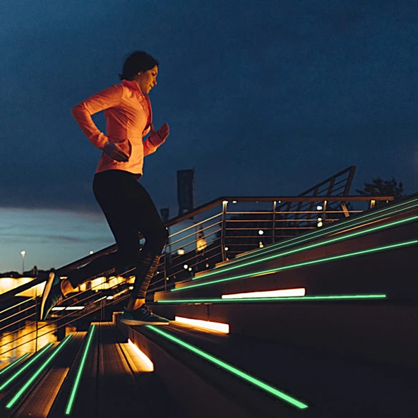 Fosforlu Kaydırmaz Bant 5cmx3m Yeşil Fosforlu Merdiven Bandı 50mm Fotolümenli - 7