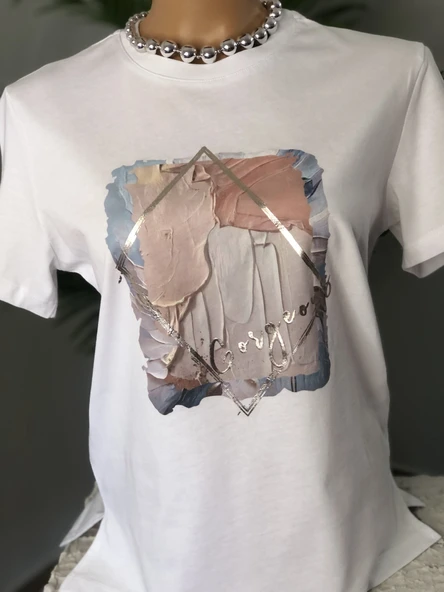 GORGEOUS -KADIN GİYİM-DİJİTAL VARAK BASKILI-BİSİKLET YAKA BEYAZ T-SHIRT- - 3