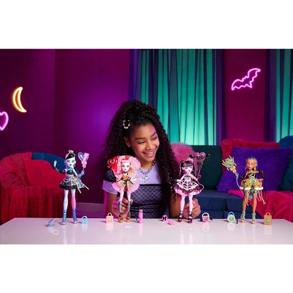 Monster High Scary Sweet Birthday Frankıe Steın Sweet 1600 JBG73 JBG75 - Resim 3