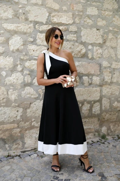 Kadın Tek Omuzu Açık Omuzlardan Kurdela Detaylı çift Renkli Ithal Krep Elbise - Resim 4