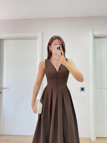 V Yaka Uzun Kolsuz Elbise- Kahverengi - Resim 2