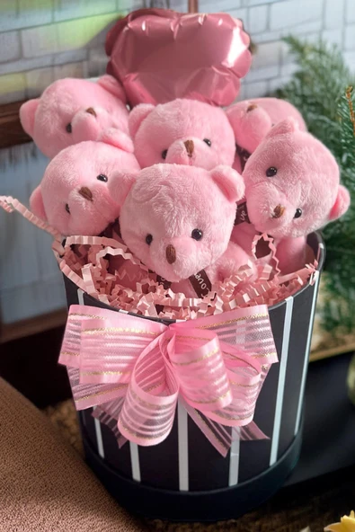 Premium Silindir Hediye Kutusunda, Kalpli Balonlu 6’lı Pembe Ayıcık Buketi - Resim 3