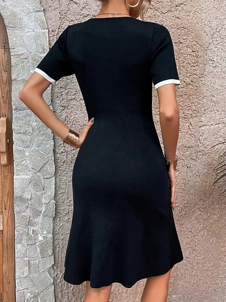 Kadın Kısa Kollu Bisiklet Yaka Yandan Yırtmaçlı Renkli şerit Detay Janjan Krep Elbise - Resim 5