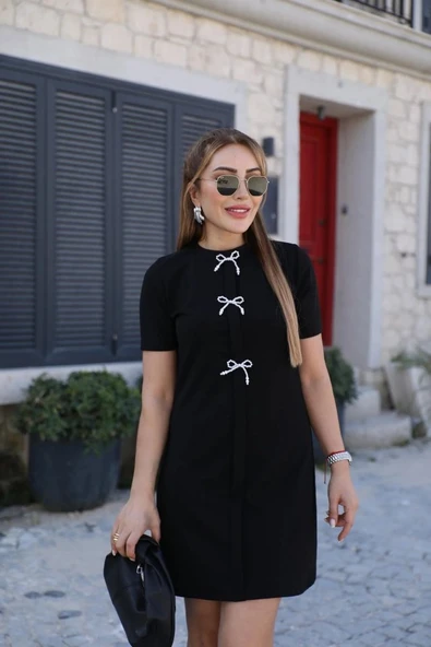 Kadın Kısa Kollu Bisiklet Yaka önden Fiyonk Detaylı Ithal Krep Elbise ürün görseli