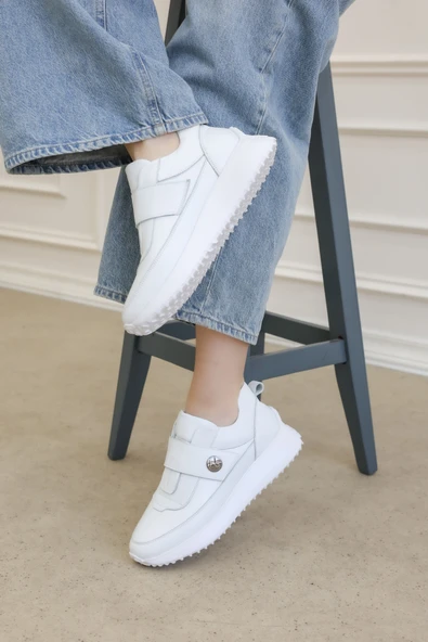 Hakiki Deri  Kadın Casual Ayakkabı 136ZA910-10 ürün görseli