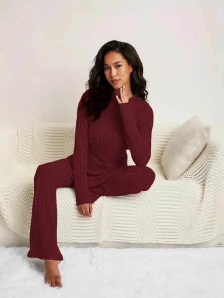 Kadın Uzun Kollu Yuvarlak Yaka Yandan Yırtmaç Detaylı şardonlu Kaşkorse Bluz Ve Pantolon Ikili Takım ürün görseli