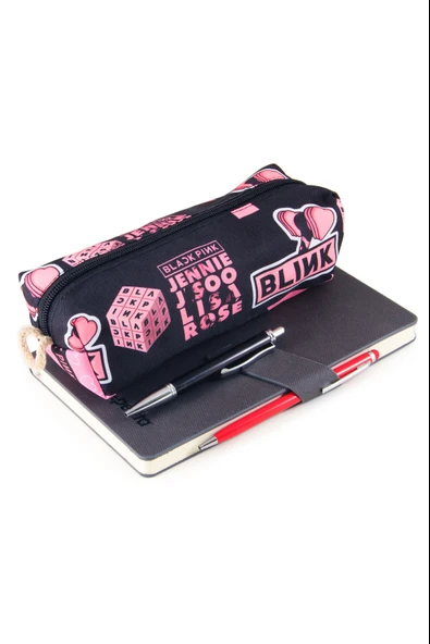 Blackpink K-Pop Desenli Kalemlik Fermuarlı Makyaj Çantası - Resim 5