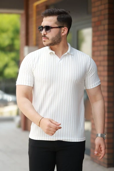 Erkek Yakalı çizgi Desenli Kısa Kollu Tişört ürün görseli