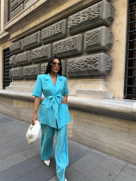 KISA KOL BAĞLAMA DETAYLI CEKET-PANTOLON TAKIM - Mavi ürün görseli