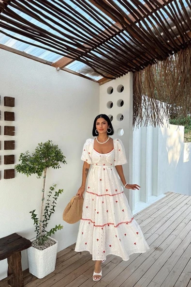 Nar Çiçeği Dantel Detaylı Brode Elbise ürün görseli