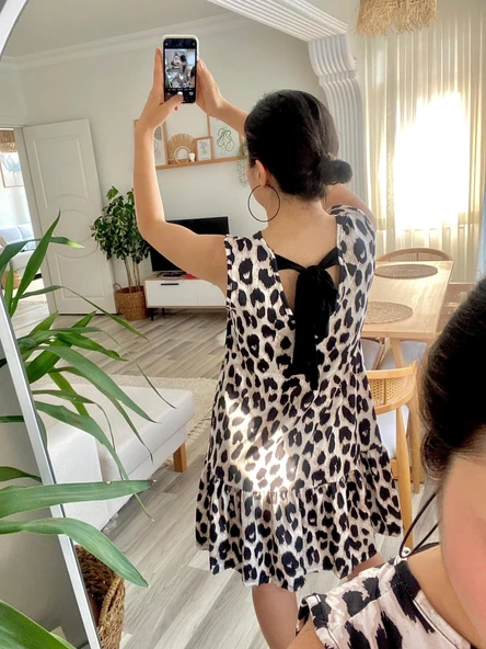 Kadın Kolsuz Sırttan Bağlamalı Fırfırlı Leopar Desenli Süprem Elbise - Resim 11