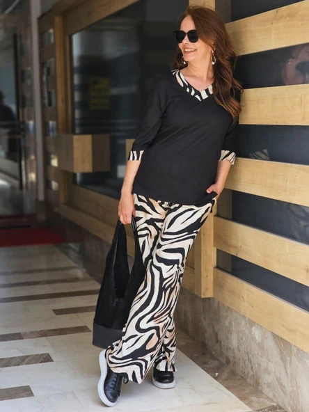 Kadın Kumaş V Yaka Dirsek Kol Zebra Desenli Ikili Takım ürün görseli