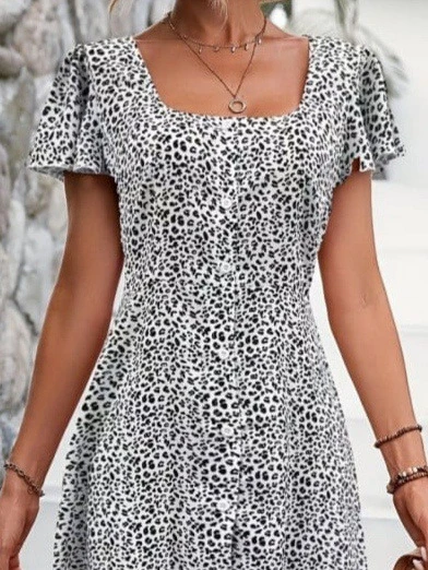 Kadın Kısa Kollu Kare Yaka önden Düğmeli çiçekli Süprem Elbise - Resim 6