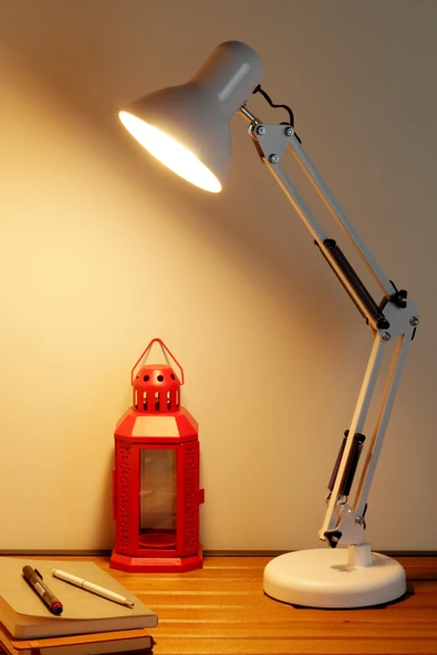 Akrobat Masa Lambası Yaylı Metal 360° Ayarlanabilir Çalışma Okuma Lambası Beyaz - 1