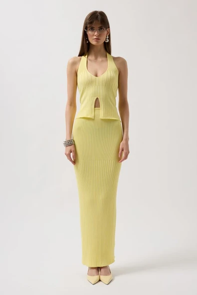 V Detay Dokulu Crop Bluz - Resim 2