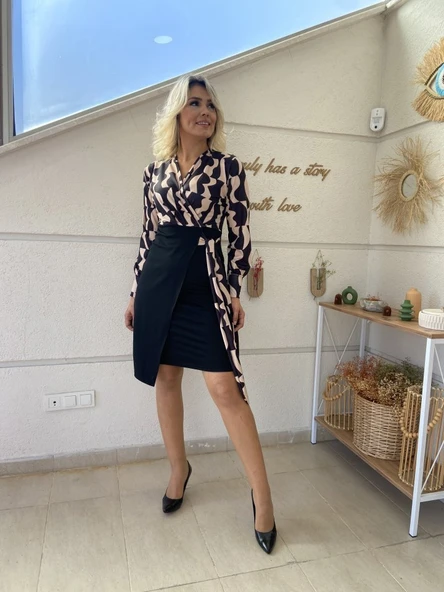 Kadın Uzun Kollu Kruvaze Yaka Dijital Baskılı Fiyonk Detay Dalgıç Kumaş Elbise - Resim 14