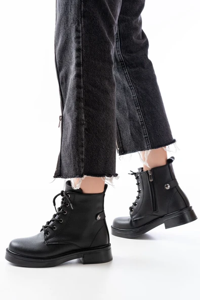 02-2003 Siyah Bağcıklı Fermuarlı Günlük Kadın Bot - Resim 3
