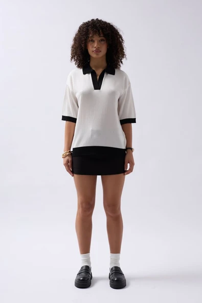 V Yaka Dokulu T-Shirt - Resim 2