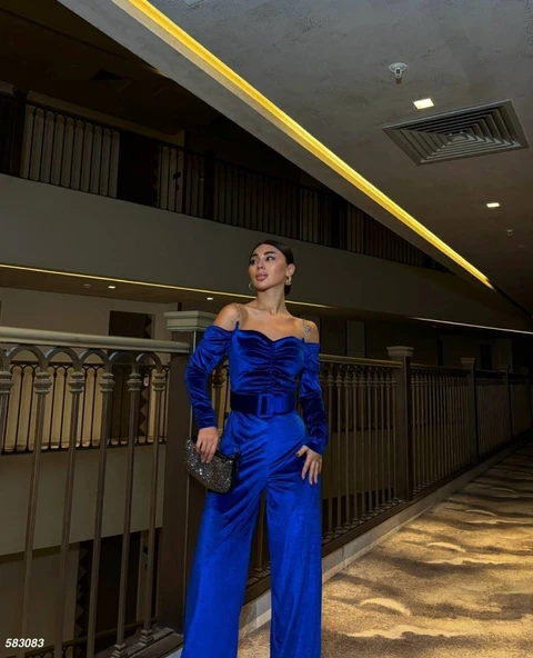 Kadın Modanna Yaka Zincir Askı Detay Kemer Dahil Kadife Kumaş Tulum - Resim 3