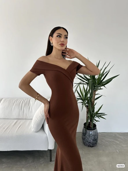 Kadın Dalgıç Kumaş Kayık Yaka Ve Dekolte Detaylı Elbise - Resim 4