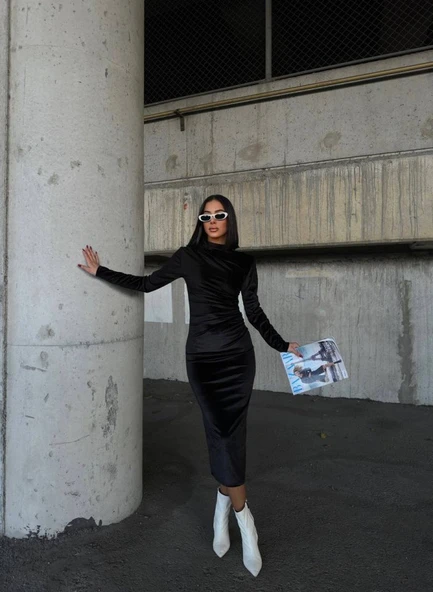 Kadın Uzun Kollu Yarım Balıkçı Yaka Büzgü Detay Kadife Kumaş Elbise - Resim 3