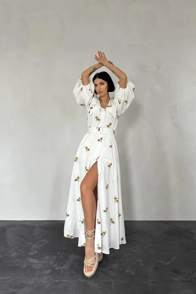 Kahverengi Yakası Çiçek Motifli Kemerli Elbise ürün görseli