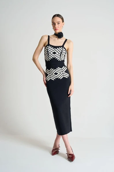 Jakarlı İnce AskılıTriko Takım - Siyah-Beyaz Kayısı ürün görseli