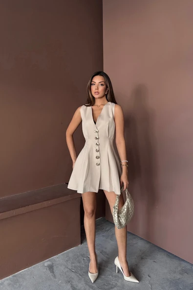 KOLSUZ GOLD DÜĞME ELBİSE PENS VE PİLELİ KISA - Bej - Resim 2