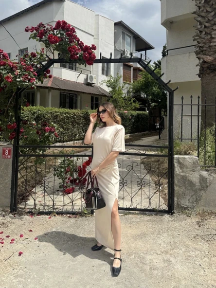 Kısa Kollu Uzun Yandan Yırtmaçlı Elbise - Beyaz - Resim 4