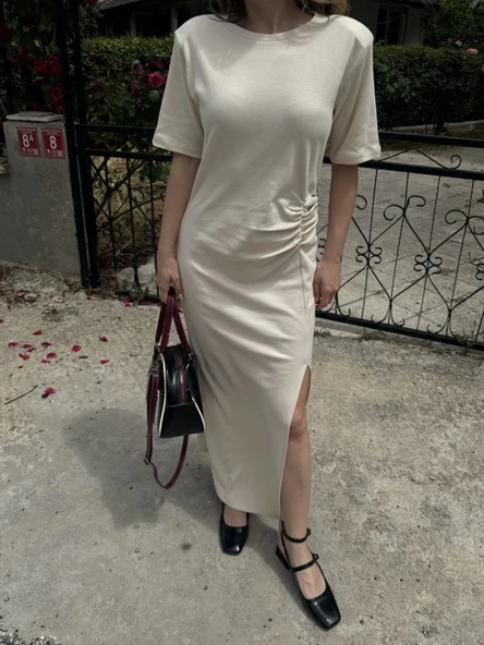 Kısa Kollu Uzun Yandan Yırtmaçlı Elbise - Beyaz - Resim 3