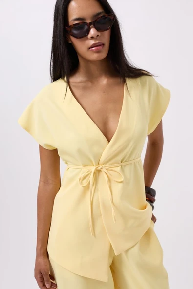 Bağcık Detay Yelek ürün görseli