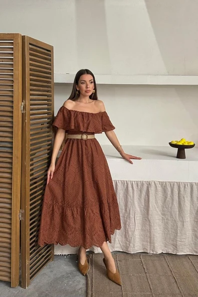 Kahverengi Omzu Lastikli Brode Elbise - Resim 7