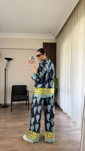 Desenli Saten Bol Takım - İndigo ürün görseli